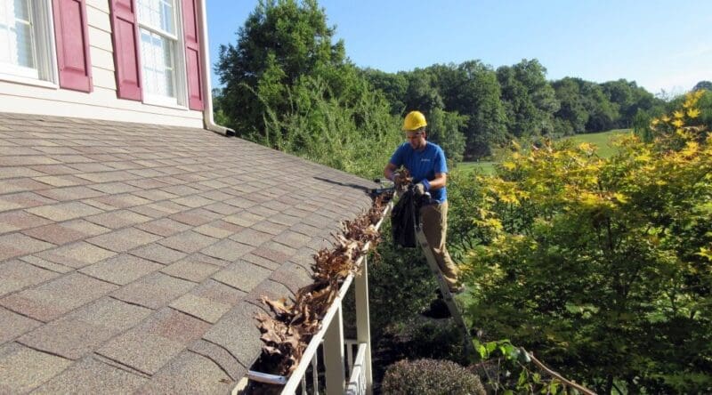 Handyman Gutter Cleaning Near Me